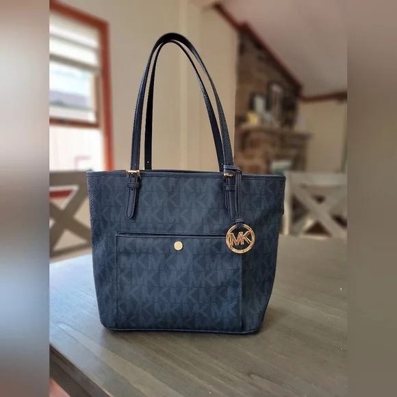 Michael kors purse poshmark top